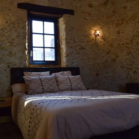 Tour Medievale Fortifiee Entierement Restaure Saint-Sever  Экстерьер фото