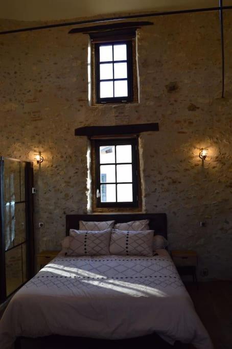 Tour Medievale Fortifiee Entierement Restaure Saint-Sever  Экстерьер фото